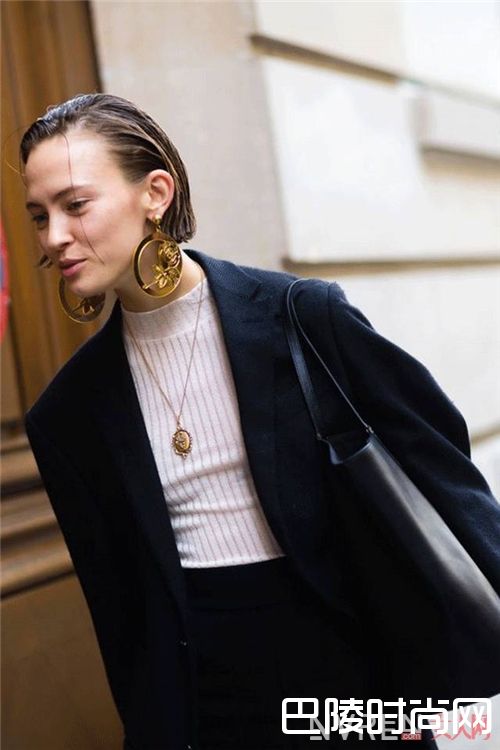 耳饰如何搭配?_今年夏天最流行的10大元素 搭对了就美翻了!