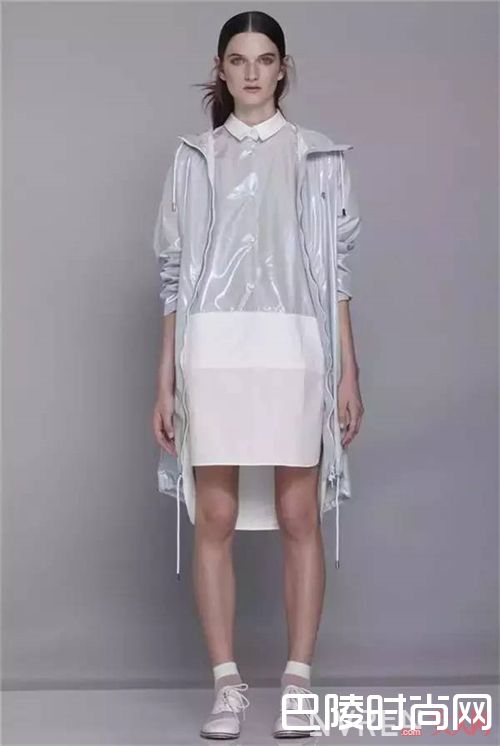 Wanda Nylon品牌介绍_真正的时髦精 是在雨天的时候也可以那么潮！