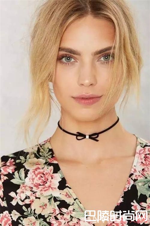 chocker如何搭配？_今年夏天最流行的10大元素 搭对了就美翻了！