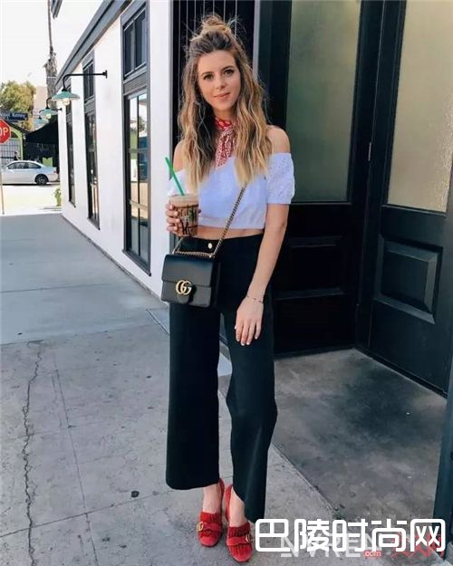 方跟鞋有什什么优点？_夏装的最完美搭档 当然是一双时髦百搭的方跟鞋！