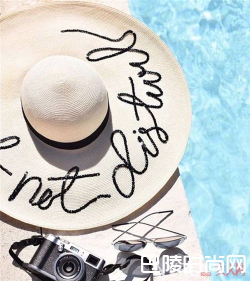 Eugenia Kim帽子推荐_遮阳又扮美 这个夏天怎么能少得了一顶它!