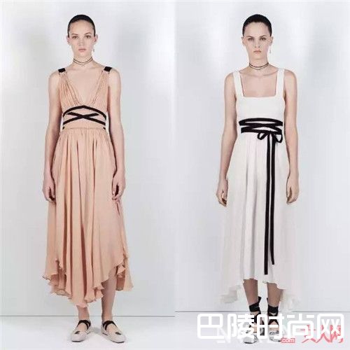 粗肩带无袖连衣裙选哪种显手臂细_无袖连衣裙时装穿搭：三款无袖连衣裙让你不胖还很美！