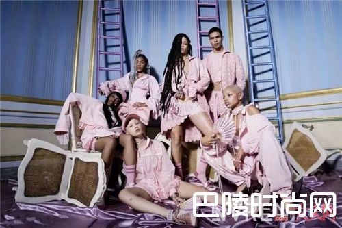 Rihanna x Fenty  Puma联乘系列_这些能让你疯狂的联乘系列 让你剁手都不带犹豫的！
