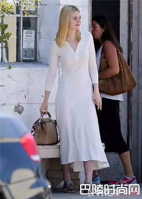 Polo衫怎样搭配？_用一件最普通的POLO衫 打造最时髦的学院风！