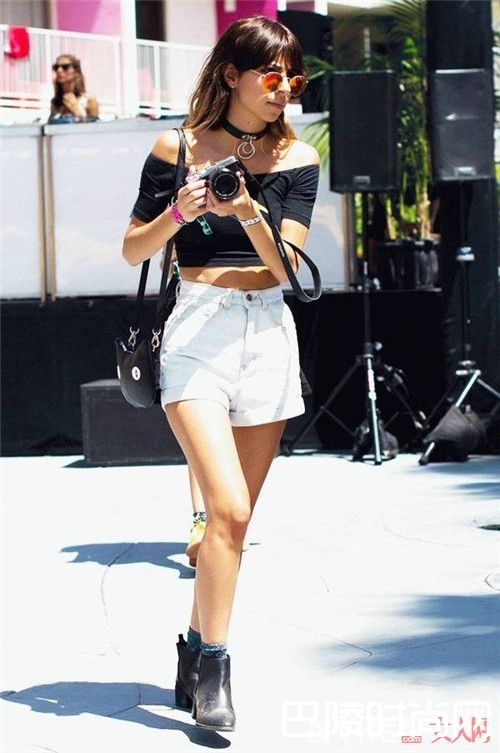 CROP TOP+短裤介绍_不好意思我也来“炫腹”了 根本停不下来