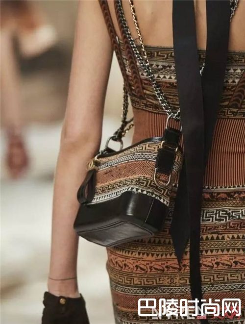 CHANEL2018新品包包_LV携手一众大品牌上新2018 带你提前种种草!