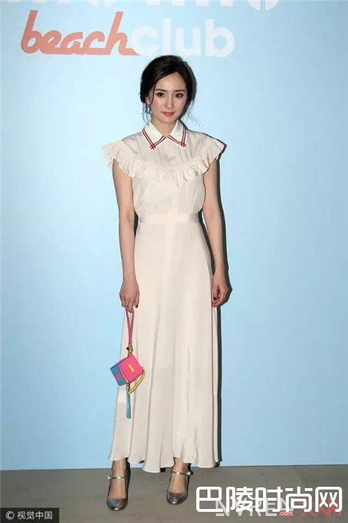 这些明星都穿POLO衫_用一件最普通的POLO衫 打造最时髦的学院风!