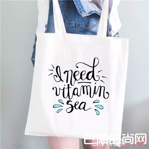 为什么大家都爱帆布包?   _结实耐用又能装、价格亲民又好看 这个包太赞了！