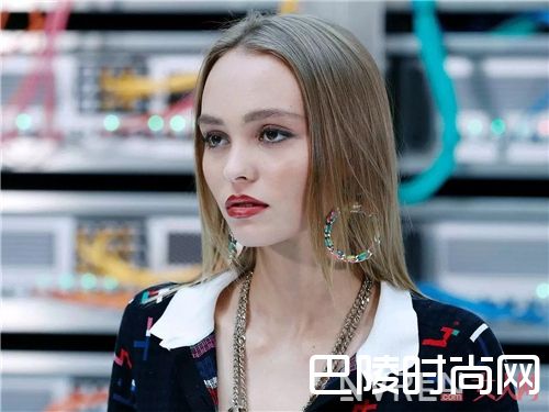 发量少与Lob头搭配_清爽又好打理 这个夏天就留这个不看脸型的发型