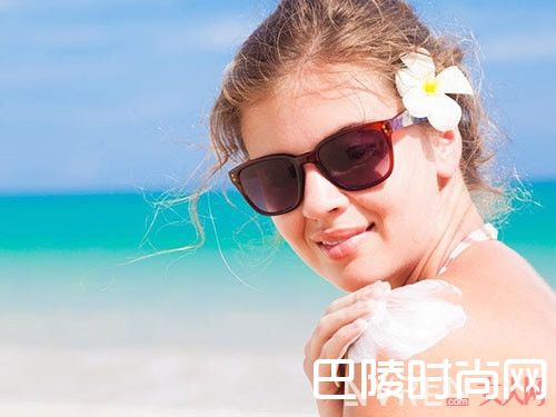 EVE LOM防晒隔离乳简介_新一季美妆又有哪些单品可以击中你的心？