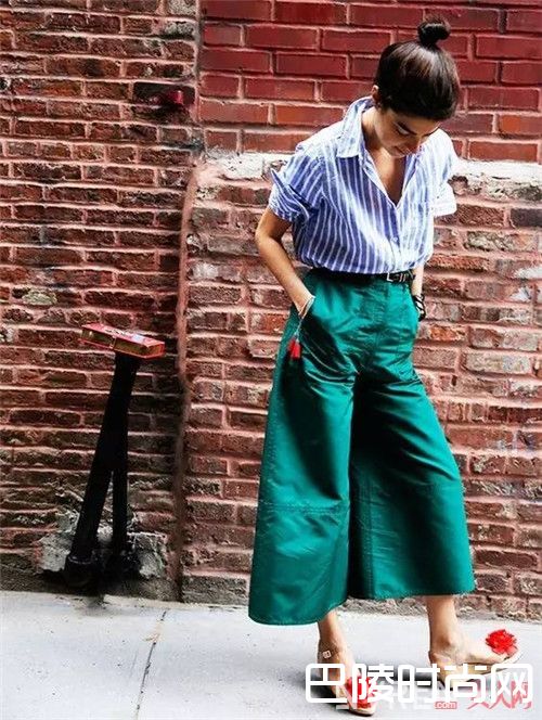 阔腿裙裤搭配_今年最时尚的4种穿搭 你必须知道