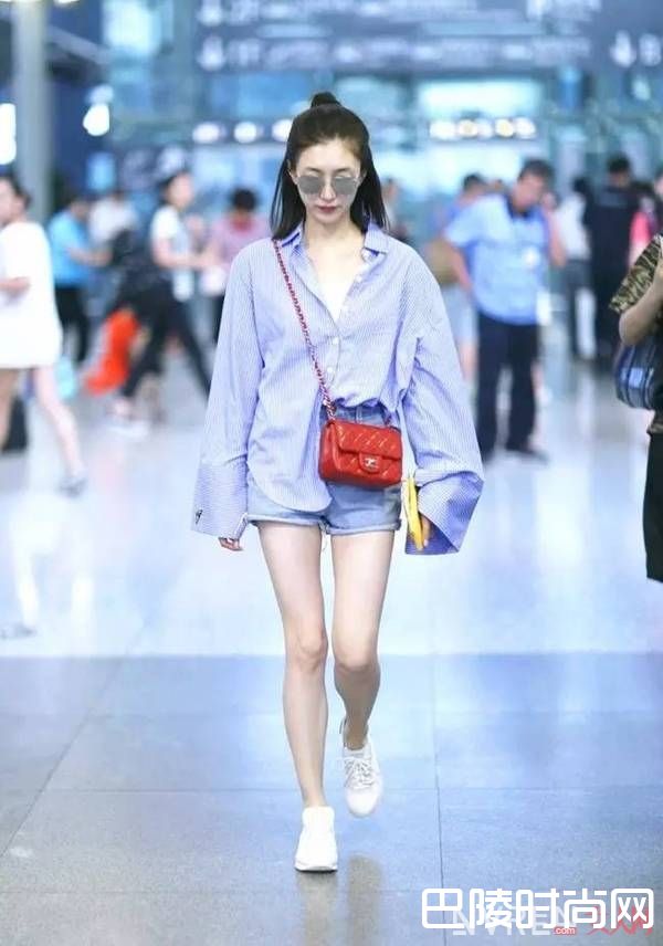 震惊！比比t桖更好搭热裤的居然是这个！