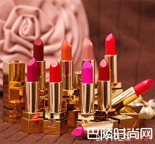 YSL纯口红简介_6月美妆精明购:各种彩妆产品清单来了!