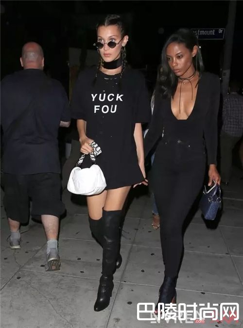 字母T如何选择?_教你如何用一件字母T 搞定一周的所有造型!