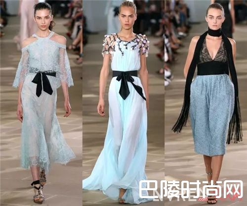 岛屿天堂蓝如何搭配？_在这个烈日炎炎的夏天 给自己涂上一抹蓝！