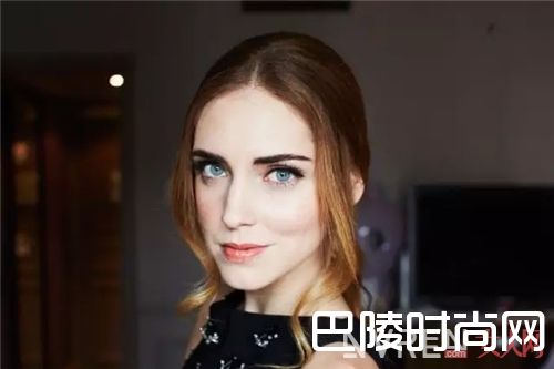 Chiara Ferragni品牌介绍_这三个博主创立的同名品牌 只是单纯的为了美！