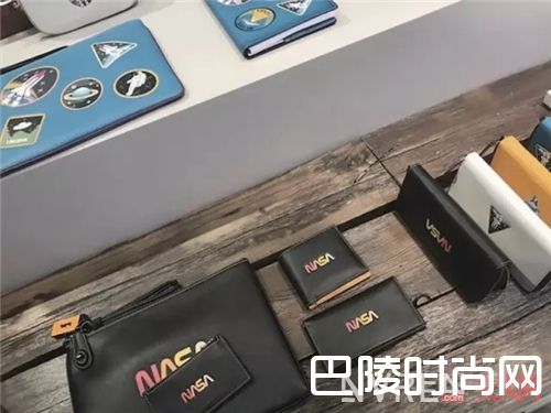 Coach Space系列_几乎每个女孩儿都有的Coach包包 又来“收钱”了