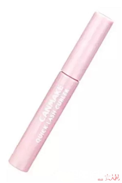 眼睫毛晕染怎么办?_夏季不脱妆秘籍 这些防水防汗的彩妆你有了吗?