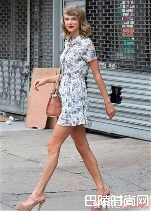 印花服饰推荐_玩转好这两个时尚元素 让你在这个夏天更加出众