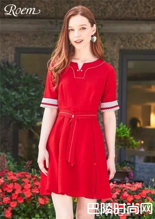 条纹服饰推荐_玩转好这两个时尚元素 让你在这个夏天更加出众