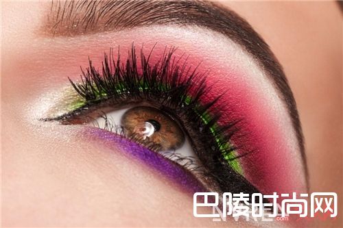 眼影不持久怎么办？_夏季不脱妆秘籍 这些防水防汗的彩妆你有了吗？