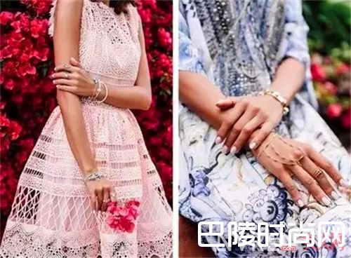 手链如何搭配?_跟着时尚博主学点配饰小心机 才会让搭配更亮眼