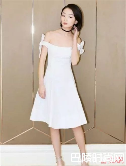 如何挑选露肩装?_露出清凉、穿出风情 今年的露肩装就该这样穿!