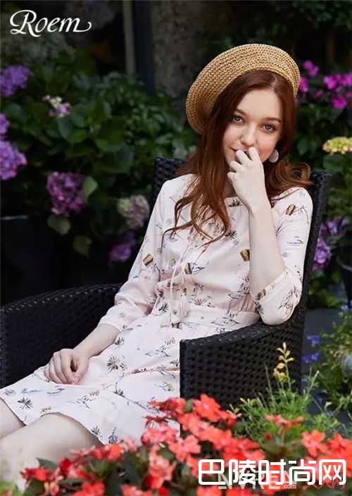 印花服饰推荐_玩转好这两个时尚元素 让你在这个夏天更加出众