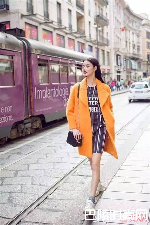 风衣外套介绍_办公室里的“小心机”教你如何在办公室又美又潮