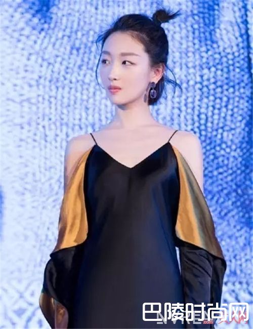 如何挑选露肩装?_露出清凉、穿出风情 今年的露肩装就该这样穿!