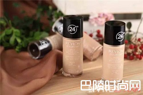 露华浓 24小时不脱妆粉底液简介_夏日最新款粉底:10款控油粉底让你妆面清爽完美一整天!
