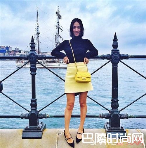 黄色裙子搭配_都说女孩子黄一点才可爱 那不妨从搭配开始黄起来吧