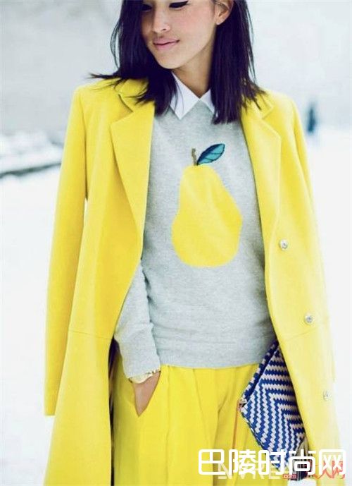 黄色外套搭配_都说女孩子黄一点才可爱 那不妨从搭配开始黄起来吧