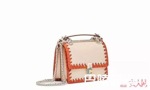 链条包推荐_实用又好看的包包 今年我就只看上这三款了！