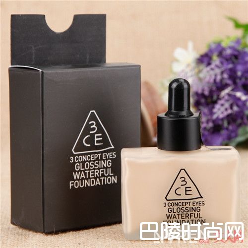 3CE粉底液简介_夏日最新款粉底：10款控油粉底让你妆面清爽完美一整天！