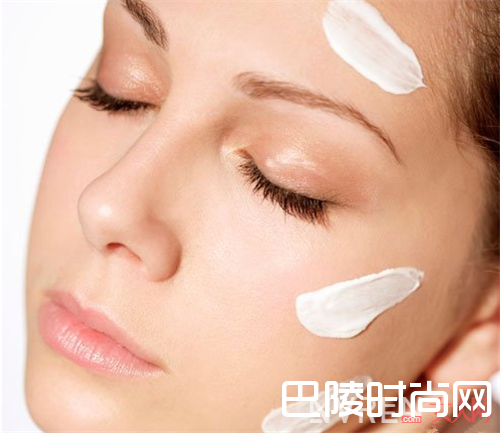 妙巴黎果然粉底液_夏日最新款粉底评测：10款控油粉底让你妆面清爽完美一整天！