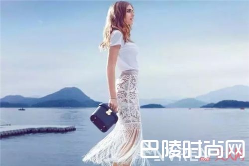 流苏裙如何搭配？_想要穿得清凉舒服还要美 关键还是要看穿搭技巧