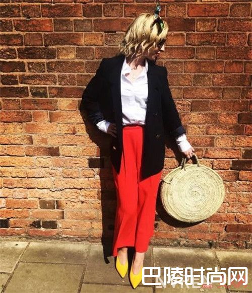 黄色鞋子搭配_都说女孩子黄一点才可爱 那不妨从搭配开始黄起来吧