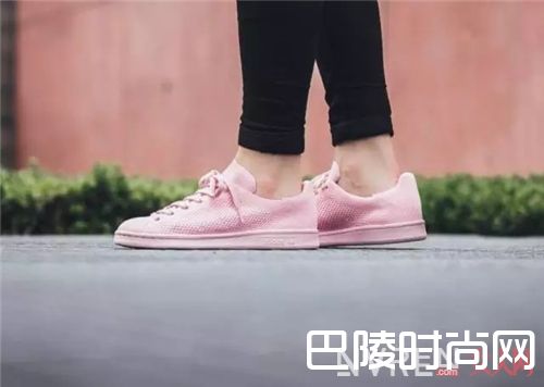 adidas Stan Smith_夏日轻薄球鞋清单 让你在这个夏天走出“凉快”