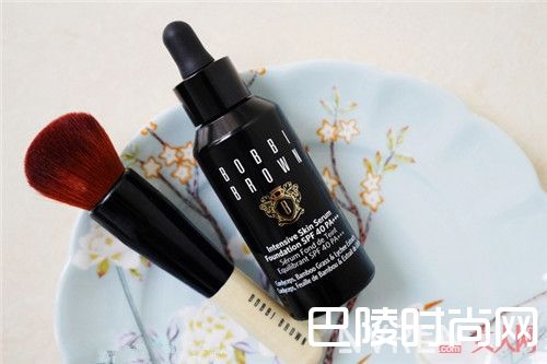 Bobbi Brown 虫草粉底液简介_粉底液的选择技巧有哪些？10种口碑粉底液盘点！