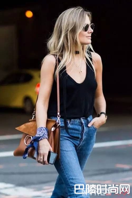 手环式_丝巾的6种夏日玩法 感觉全世界的焦点都在我身上了