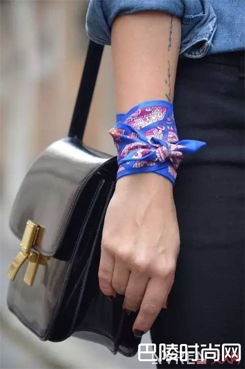 手环式_丝巾的6种夏日玩法 感觉全世界的焦点都在我身上了