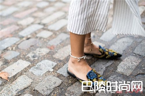 奢华穆勒鞋介绍_周末逛街怎么能少了一双好看的鞋呢