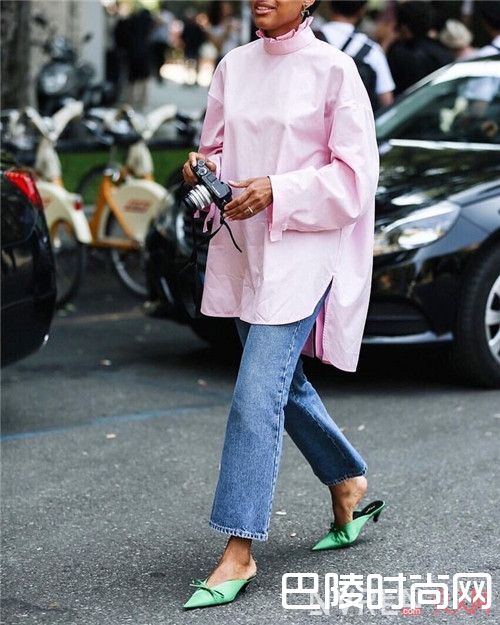 低跟穆勒鞋介绍_周末逛街怎么能少了一双好看的鞋呢