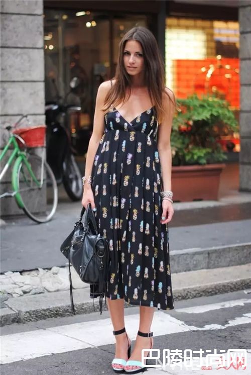 水果印花one piece_这些漂亮的水果印花单品 穿不好就土得掉渣