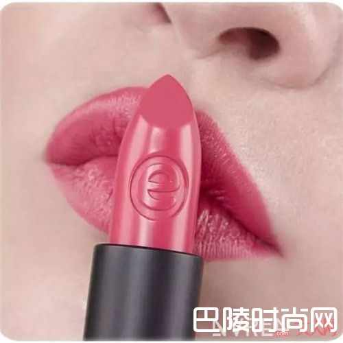 Essence Sheer&Shine Lipstick_这10只超低价但超好用的口红 跟大牌比也不差