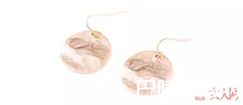 日本 Kaza 金属圆片耳环_哪些单品能让你精致又时髦?