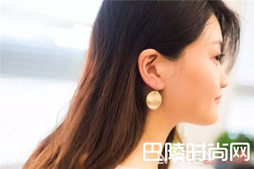 日本 Kaza 金属圆片耳环_哪些单品能让你精致又时髦?