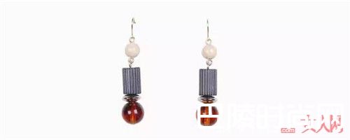 日本 Kaza 树脂混搭耳环_哪些单品能让你精致又时髦？