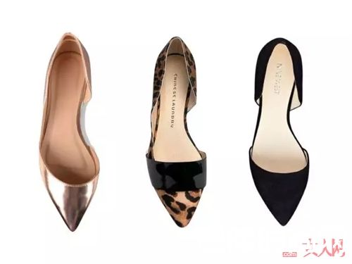 尖头平底鞋如何穿搭？_女生需要哪些基础款的鞋子？肯定少不了这8款